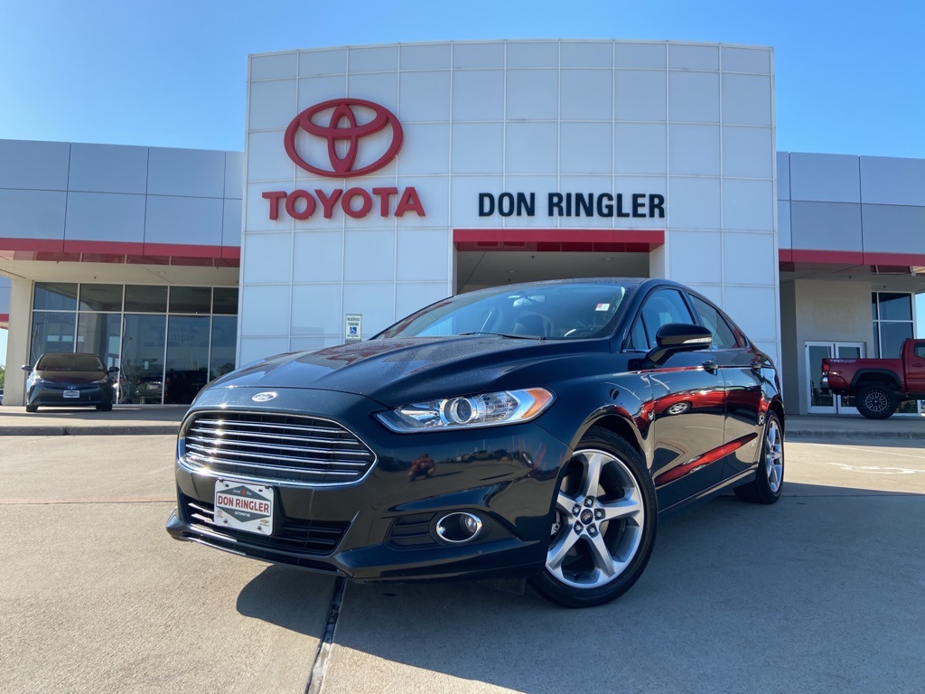 pre owned 2014 ford fusion se fwd 4d sedan don ringler toyota